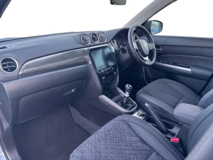 Vehicle Thumbnail 11