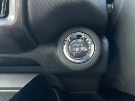 Vehicle Thumbnail 24
