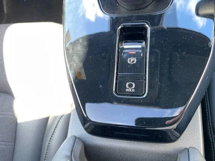 Vehicle Thumbnail 31