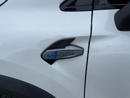Vehicle Thumbnail 22