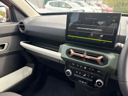 Vehicle Thumbnail 12