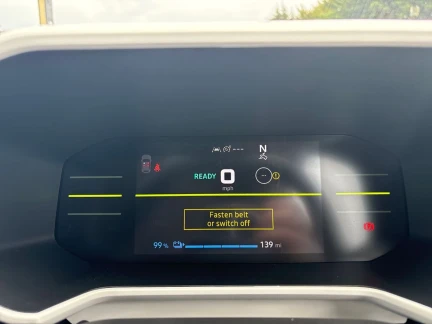 Vehicle Thumbnail 18