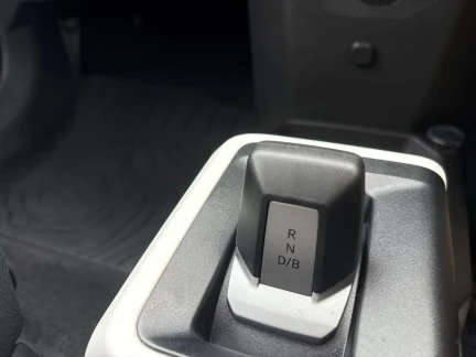 Vehicle Thumbnail 29