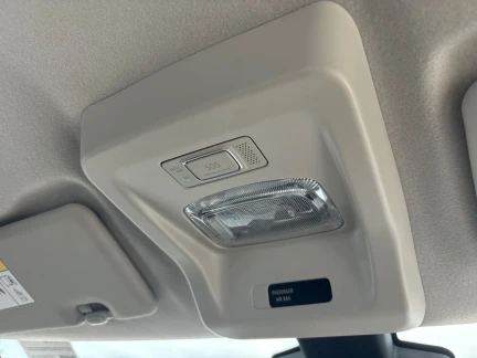Vehicle Thumbnail 39