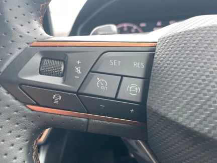 Vehicle Thumbnail 18