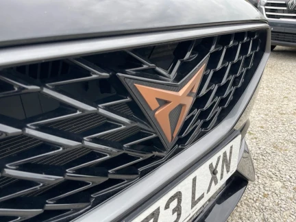 Vehicle Thumbnail 22
