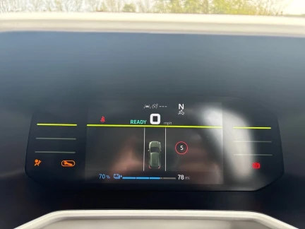 Vehicle Thumbnail 18
