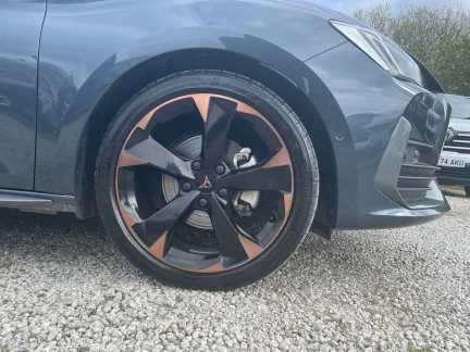 Vehicle Thumbnail 7