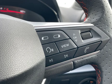 Vehicle Thumbnail 19