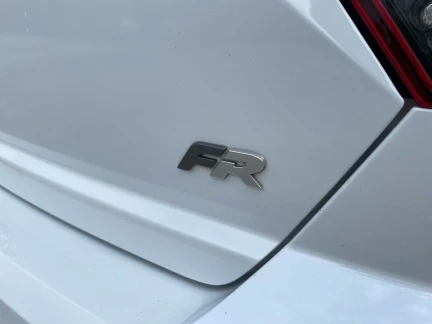 Vehicle Thumbnail 24