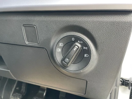 Vehicle Thumbnail 25