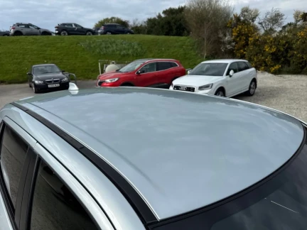 Vehicle Thumbnail 30