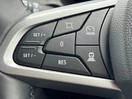 Vehicle Thumbnail 22
