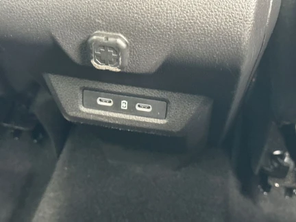 Vehicle Thumbnail 29