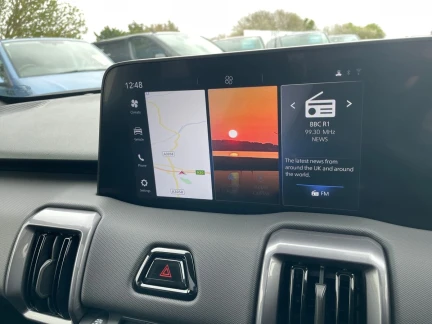 Vehicle Thumbnail 15