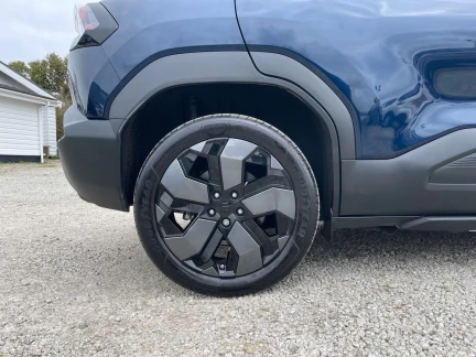 Vehicle Thumbnail 22