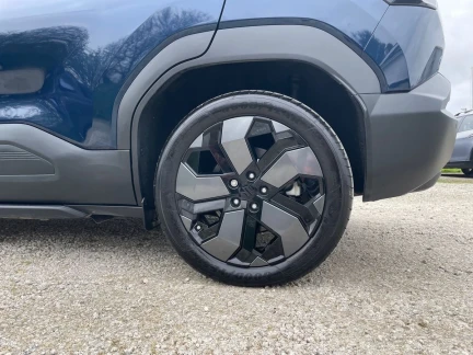 Vehicle Thumbnail 23