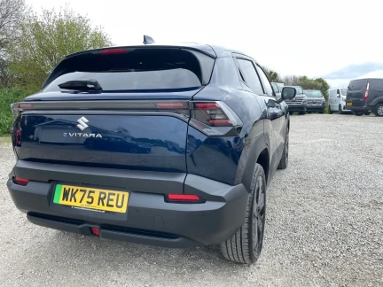 Vehicle Thumbnail 27