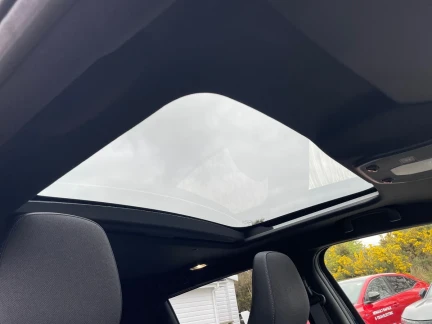 Vehicle Thumbnail 32