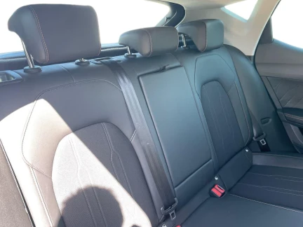 Vehicle Thumbnail 20