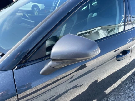 Vehicle Thumbnail 27