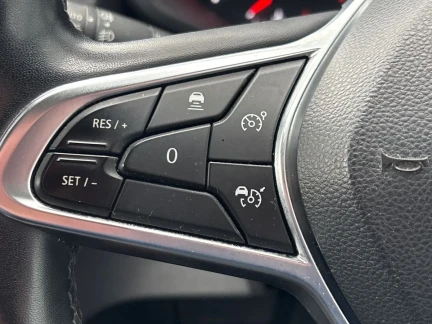 Vehicle Thumbnail 18