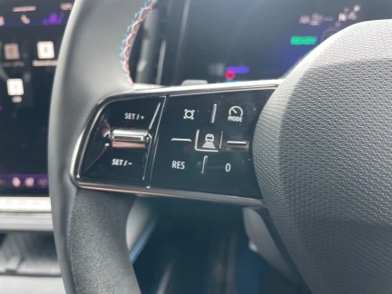 Vehicle Thumbnail 19