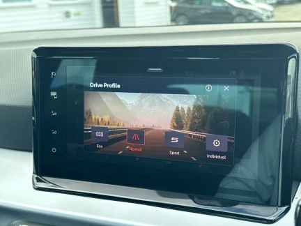 Vehicle Thumbnail 24