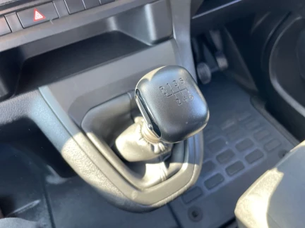 Vehicle Thumbnail 27