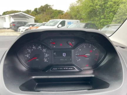 Vehicle Thumbnail 18