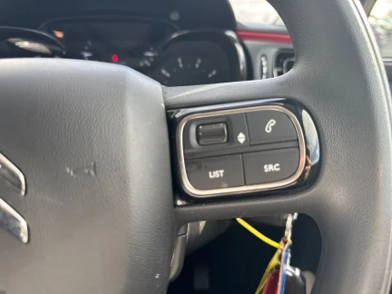 Vehicle Thumbnail 34
