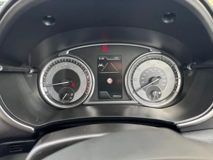 Vehicle Thumbnail 18
