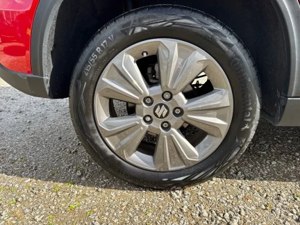 Vehicle Thumbnail 24