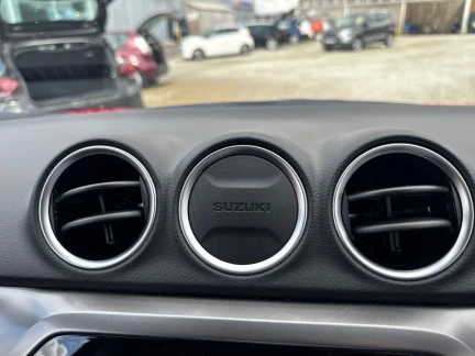 Vehicle Thumbnail 38