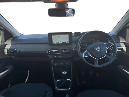 Vehicle Thumbnail 9