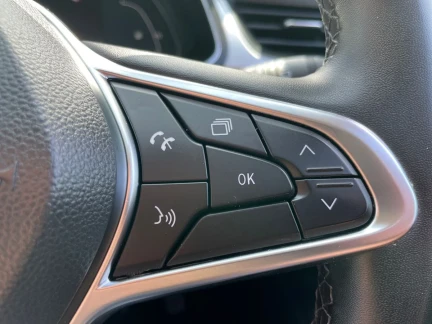 Vehicle Thumbnail 24