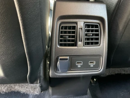 Vehicle Thumbnail 41