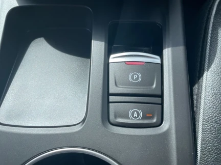 Vehicle Thumbnail 27