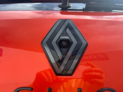 Vehicle Thumbnail 38