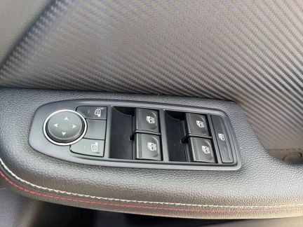 Vehicle Thumbnail 14