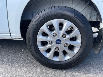 Vehicle Thumbnail 7