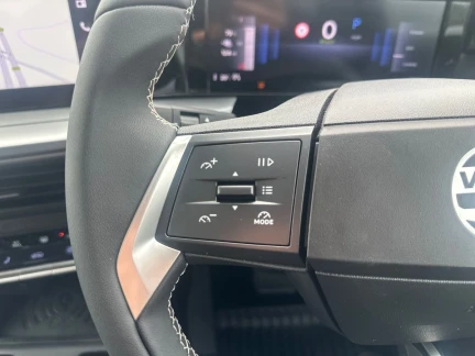 Vehicle Thumbnail 19