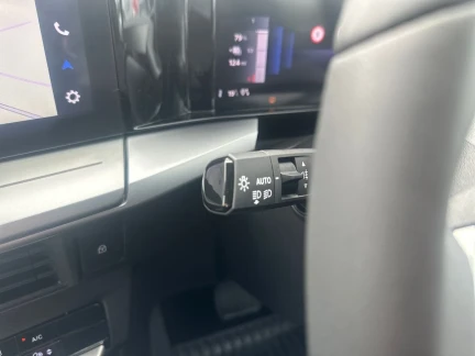 Vehicle Thumbnail 23