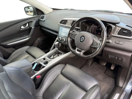 Vehicle Thumbnail 7