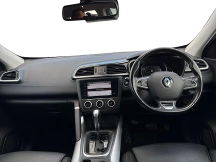 Vehicle Thumbnail 9