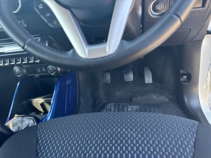 Vehicle Thumbnail 28