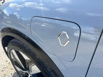 Vehicle Thumbnail 29