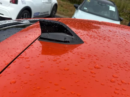 Vehicle Thumbnail 30