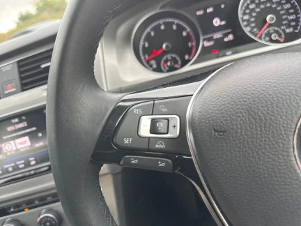 Vehicle Thumbnail 19
