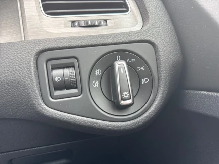 Vehicle Thumbnail 24